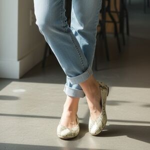 Vince Camuto Women's Ballet Flats Shoes Snake Print Leather Taupe Cream Size 7.5